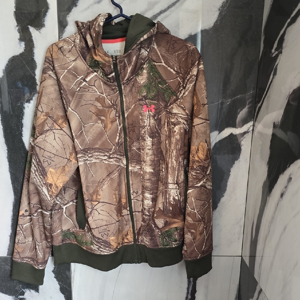 Real Tree Hooded Jacket, Camo with Pink Logo